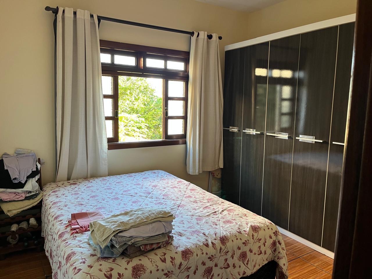 Casa para venda em São Lourenço - MG.