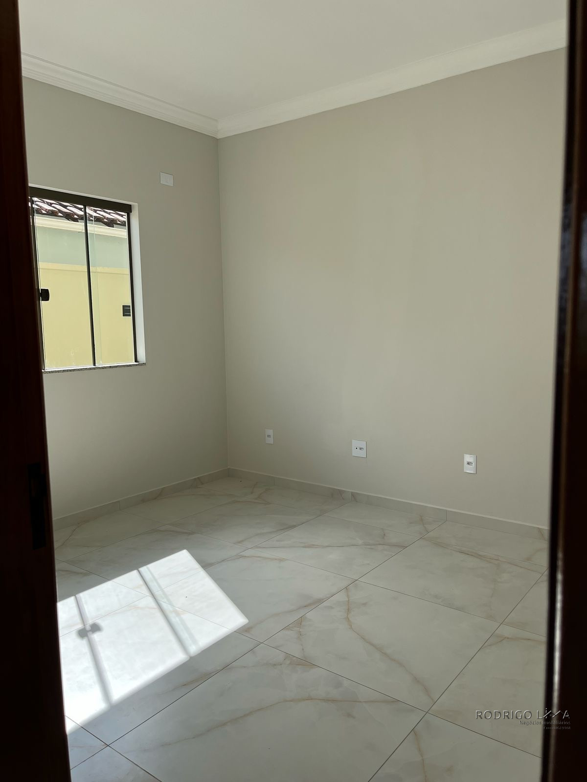 Casa para venda em São Lourenço - MG.