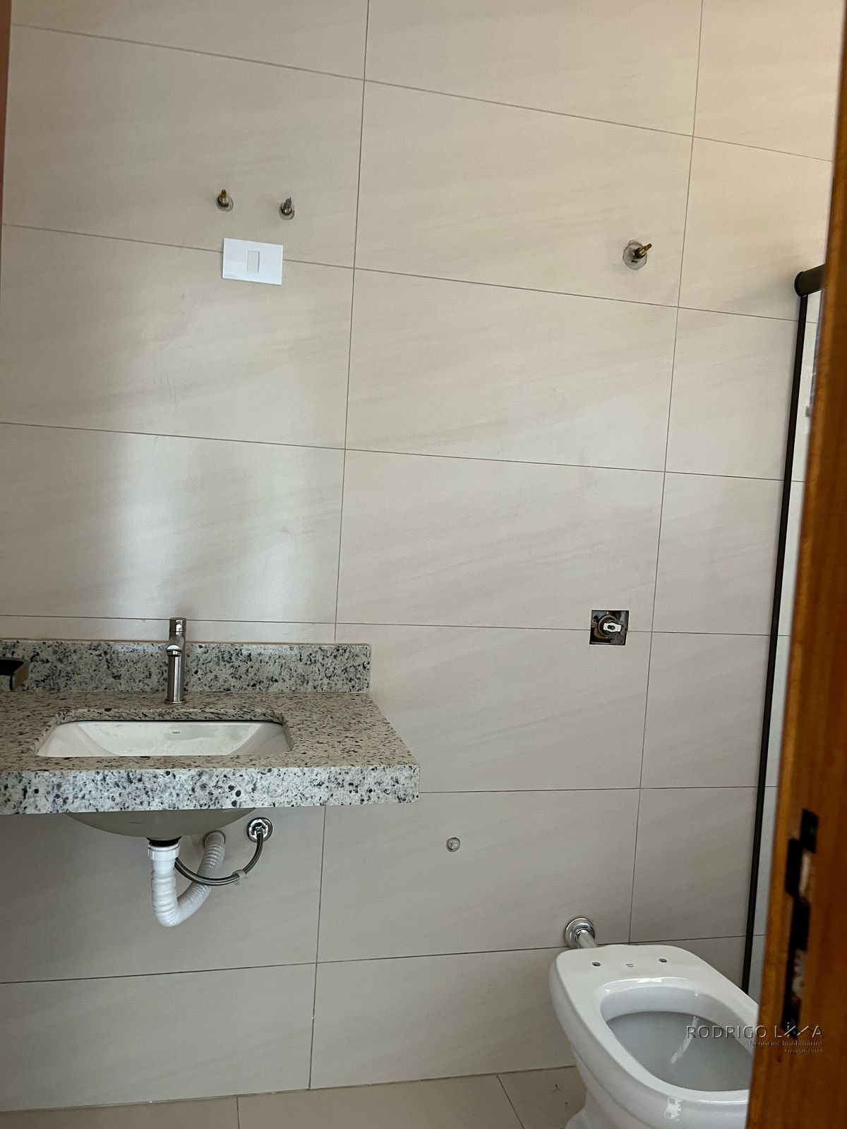 Casa para venda em São Lourenço - MG.