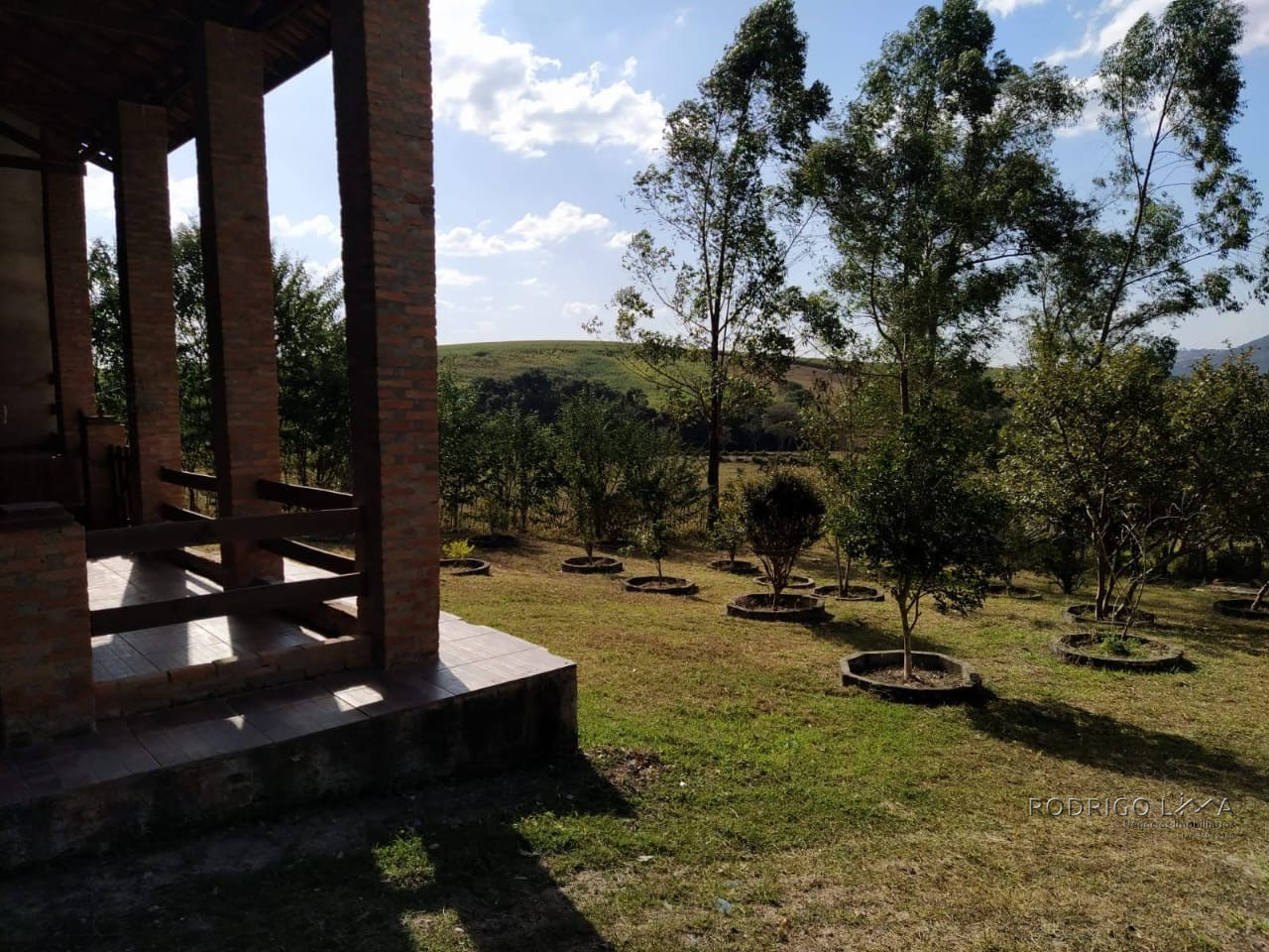 Lindo sítio para venda em Três Corações - MG.