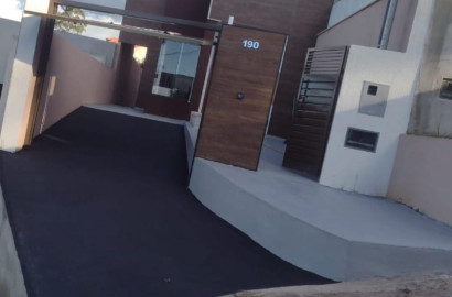 Linda Casa em São Lourenço MG