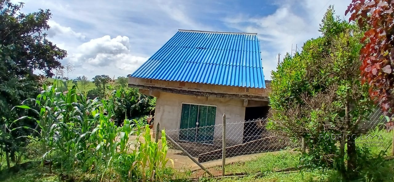 Linda chácara para venda próximo a São Lourenço - MG.