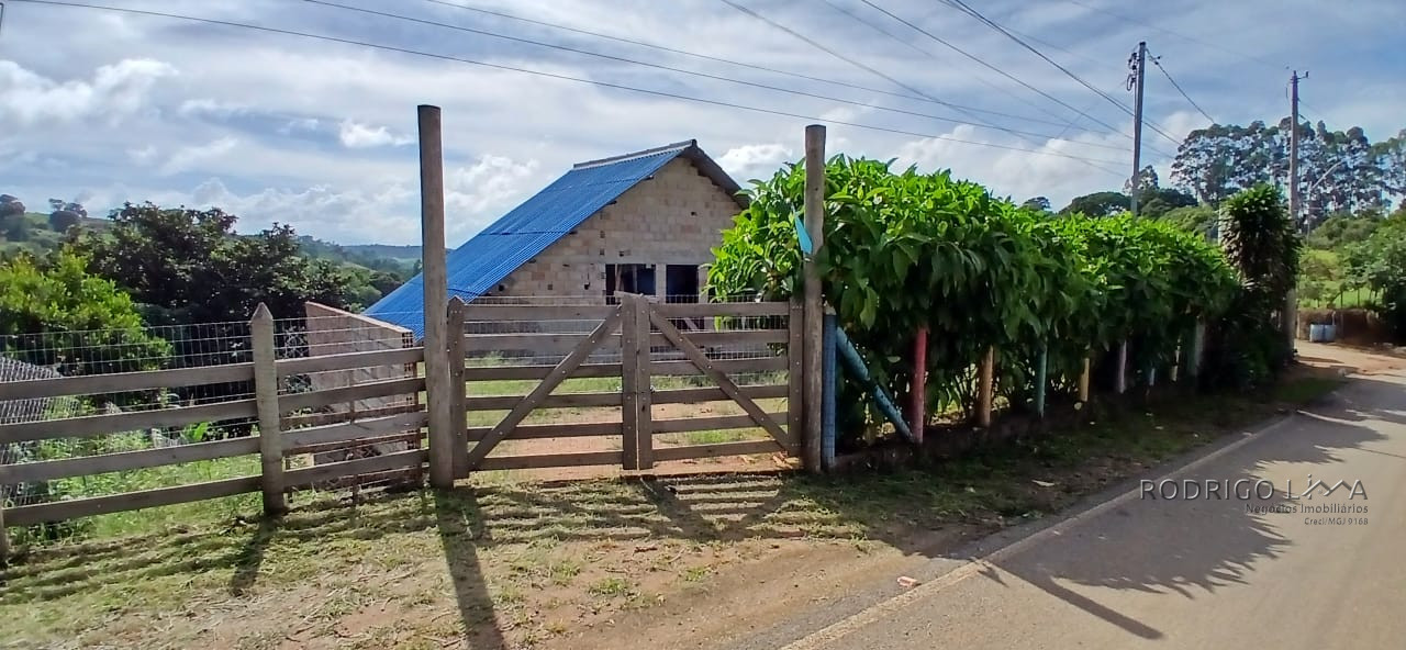 Linda chácara para venda próximo a São Lourenço - MG.