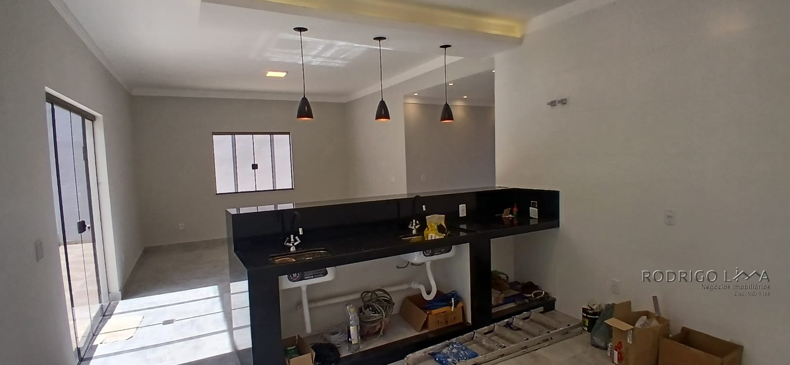 Linda casa para venda em São Lourenço - MG.