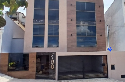 Linda casa para venda em São Lourenço - MG.