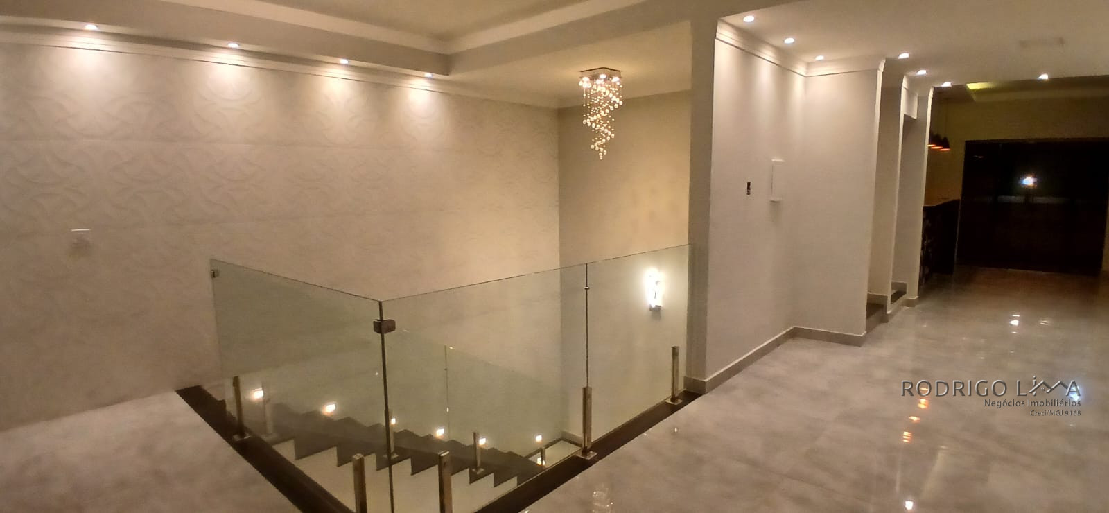 Linda casa para venda em São Lourenço - MG.