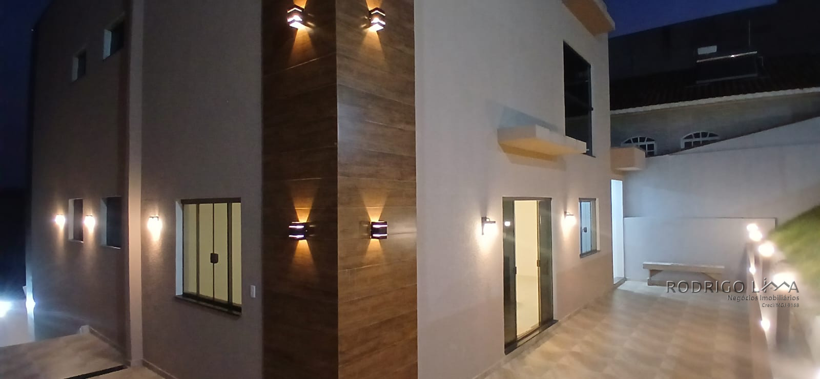 Linda casa para venda em São Lourenço - MG.