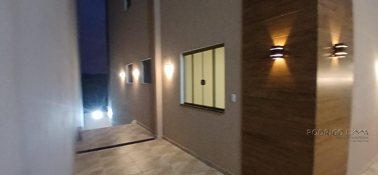 Linda casa para venda em São Lourenço - MG.