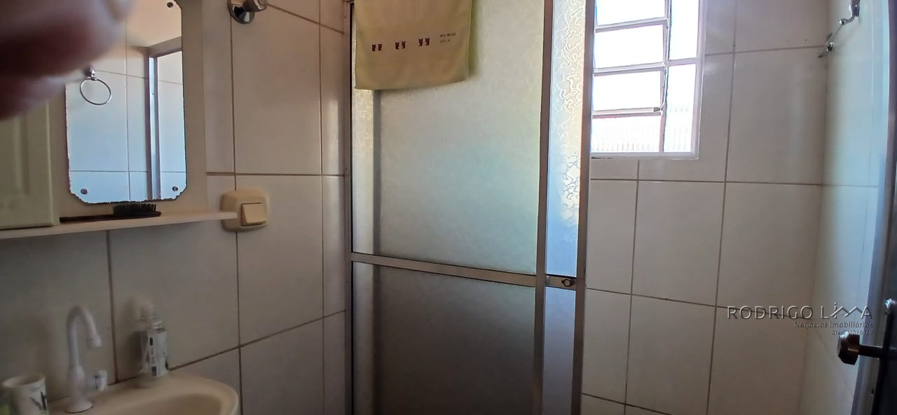 Linda casa para venda em São Lourenço - MG.