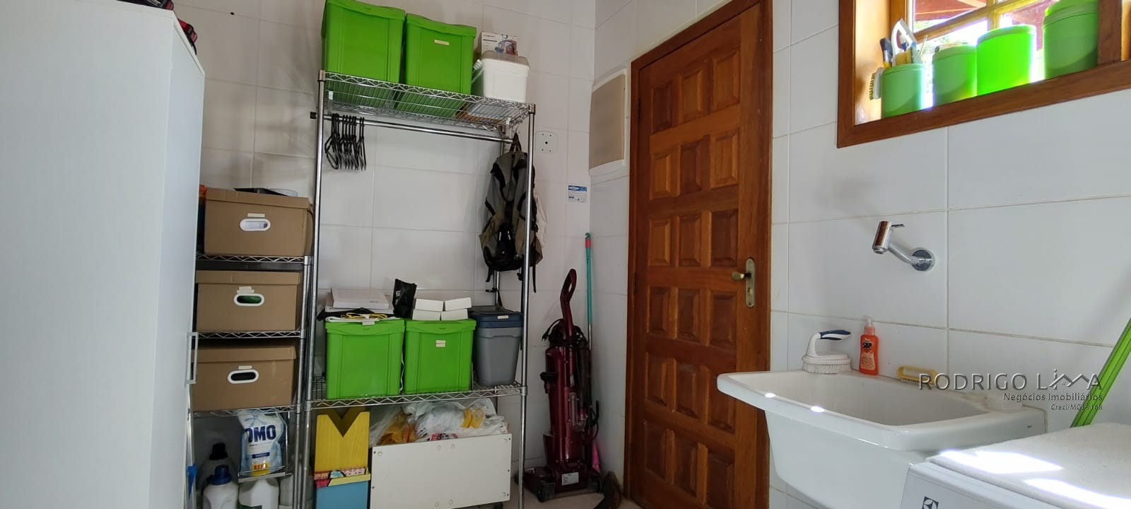 Casa de alto padrão para venda em São Lourenço - MG.