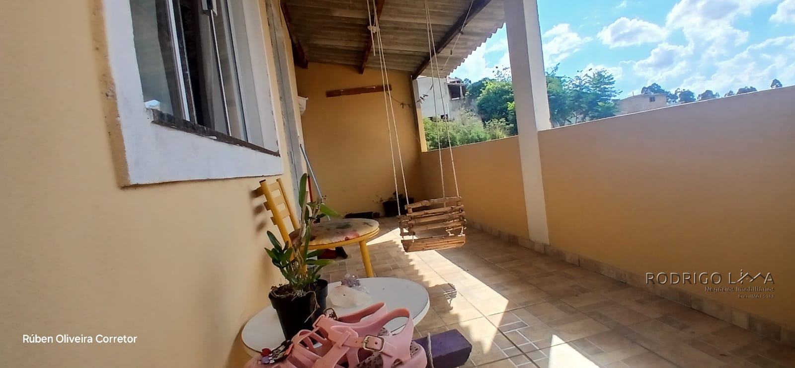 Casa para venda em São Lourenço - MG.