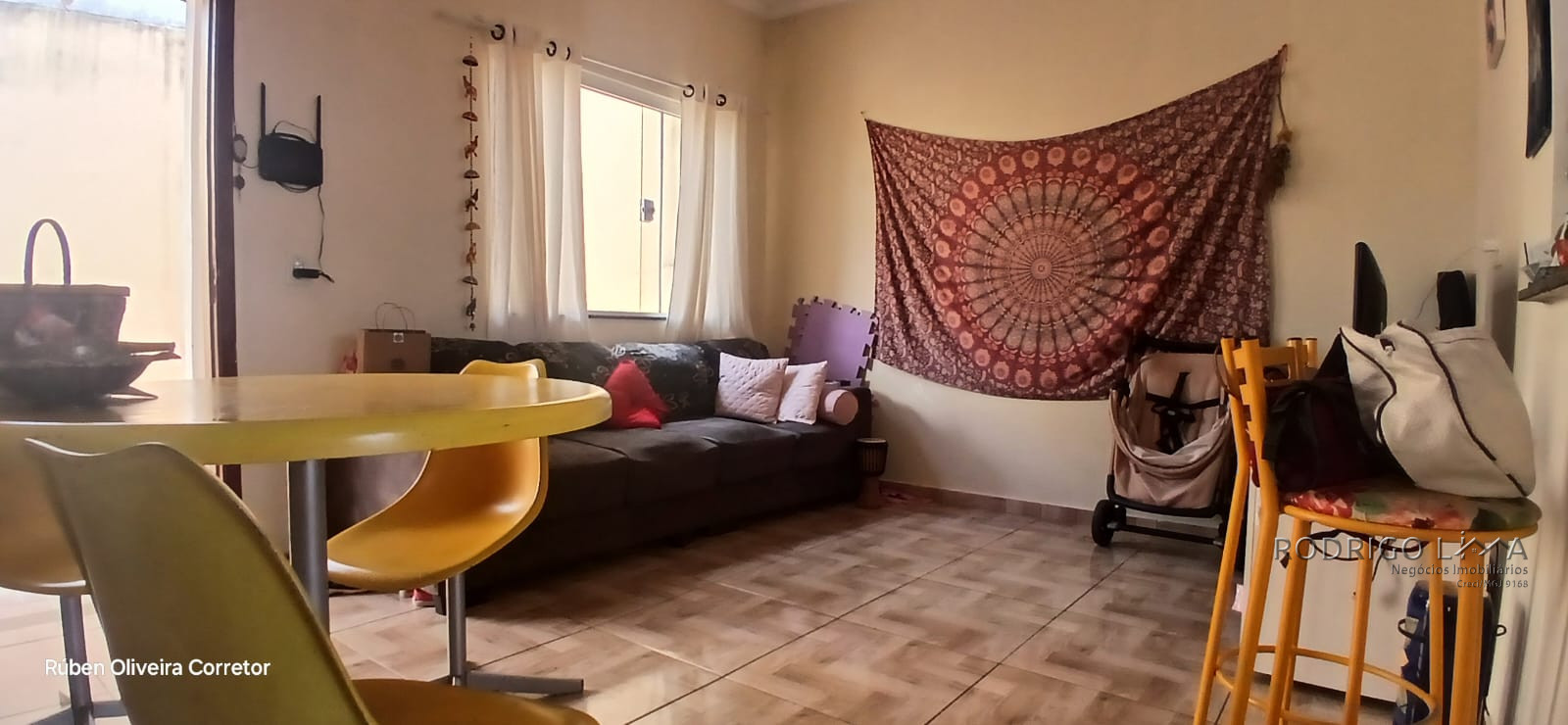 Casa para venda em São Lourenço - MG.