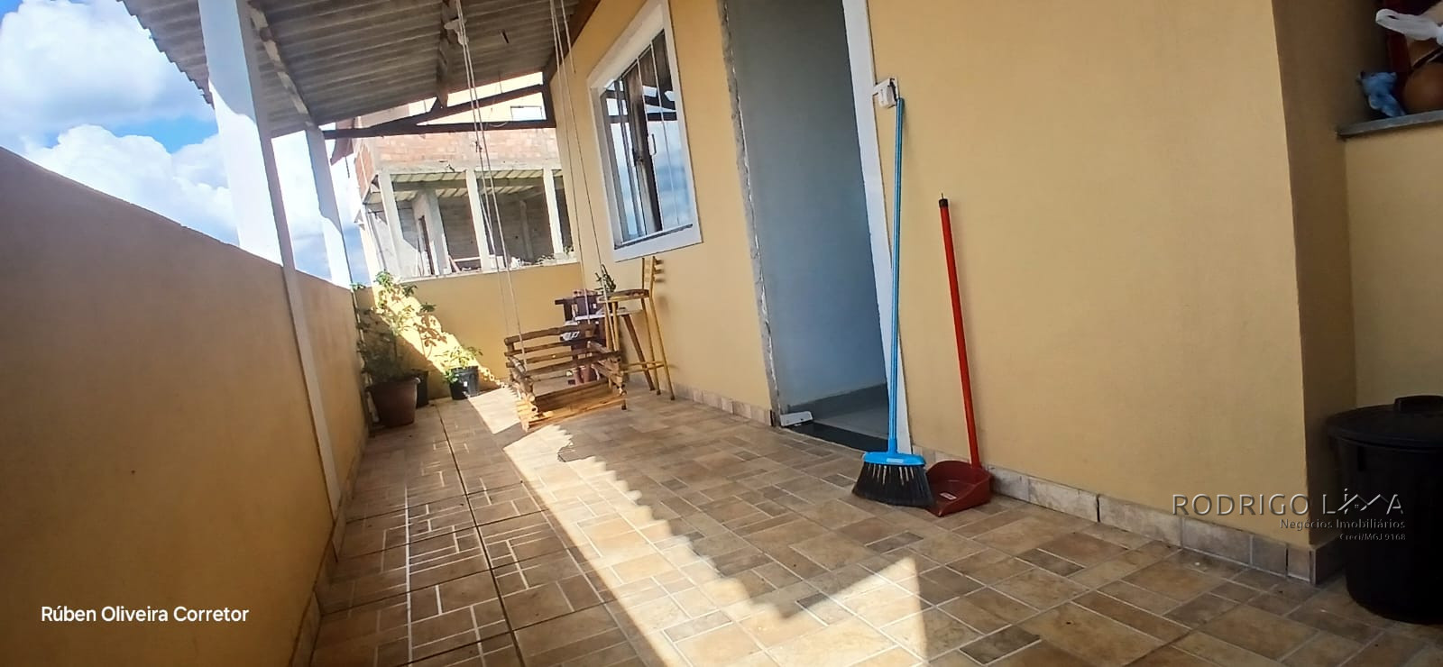 Casa para venda em São Lourenço - MG.