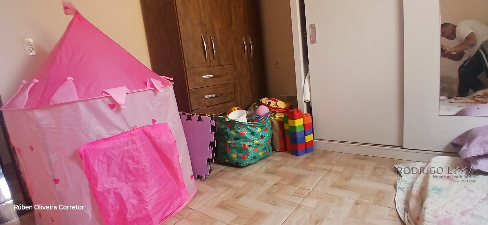 Casa para venda em São Lourenço - MG.