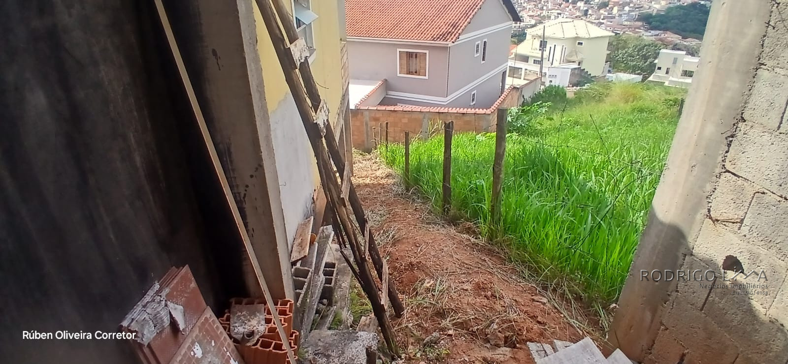 Casa para venda em São Lourenço - MG.