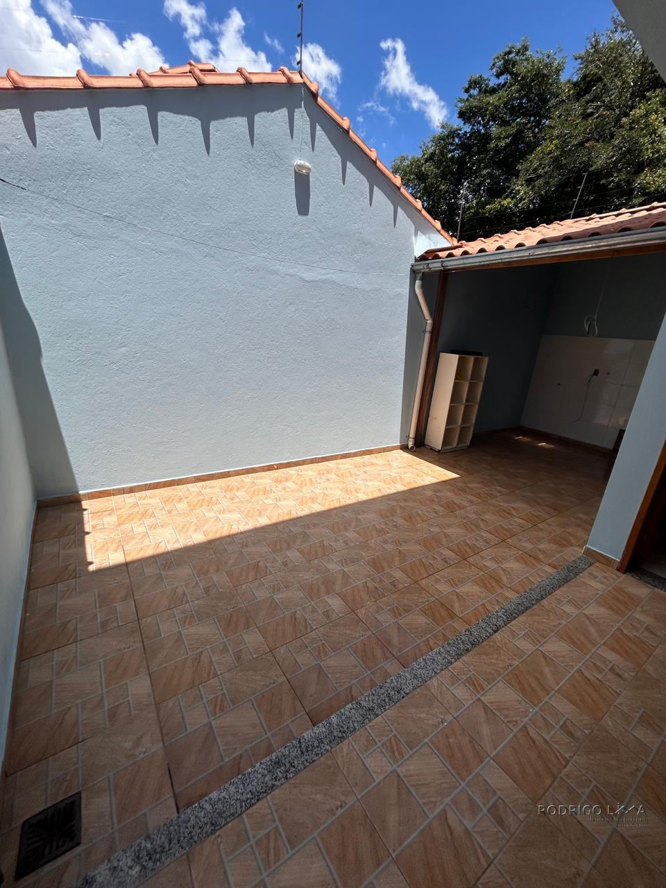 Linda casa para venda em São Lourenço - MG.