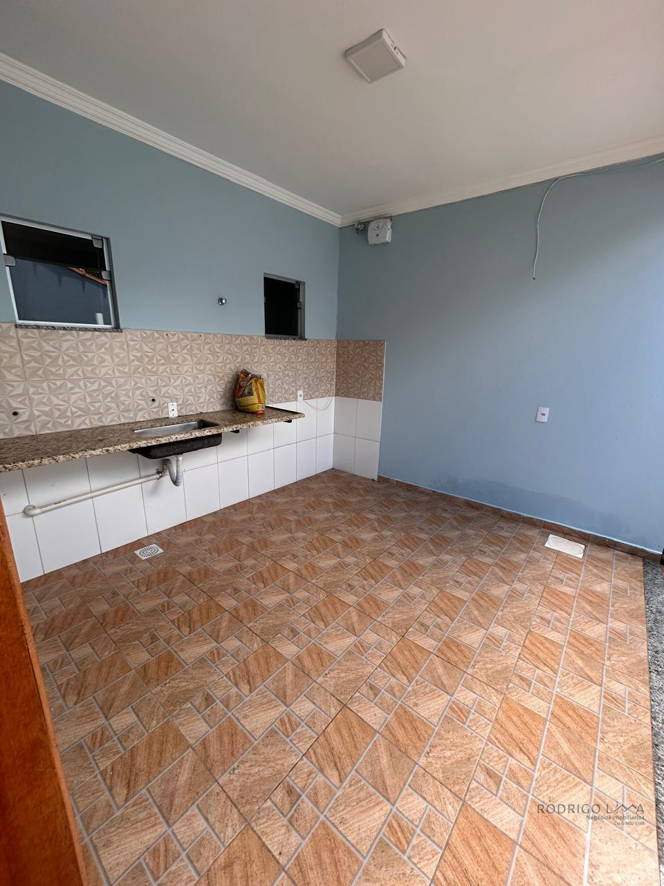 Linda casa para venda em São Lourenço - MG.