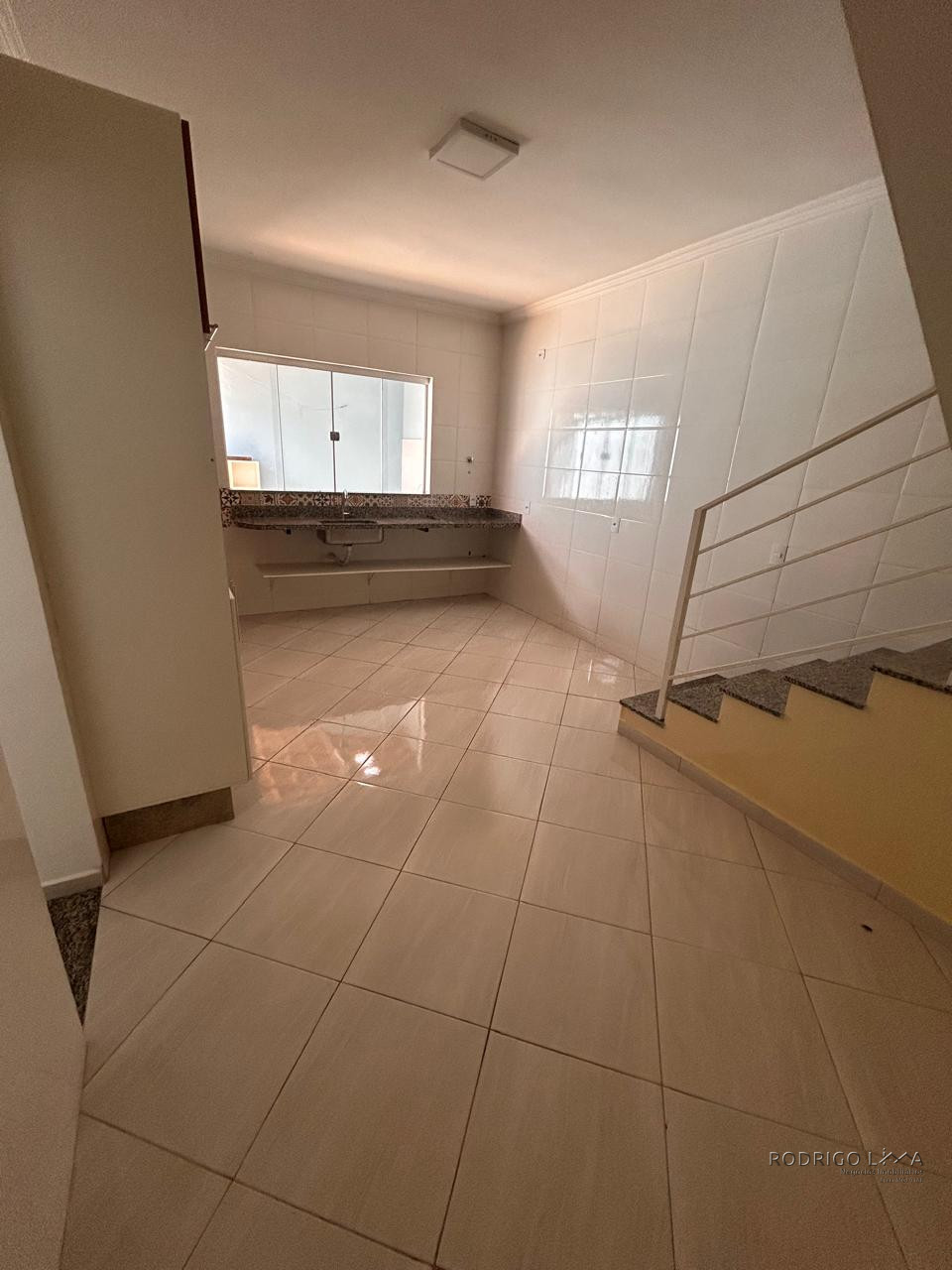 Linda casa para venda em São Lourenço - MG.