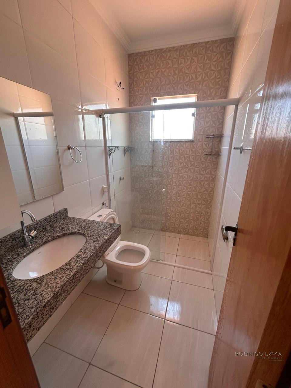 Linda casa para venda em São Lourenço - MG.