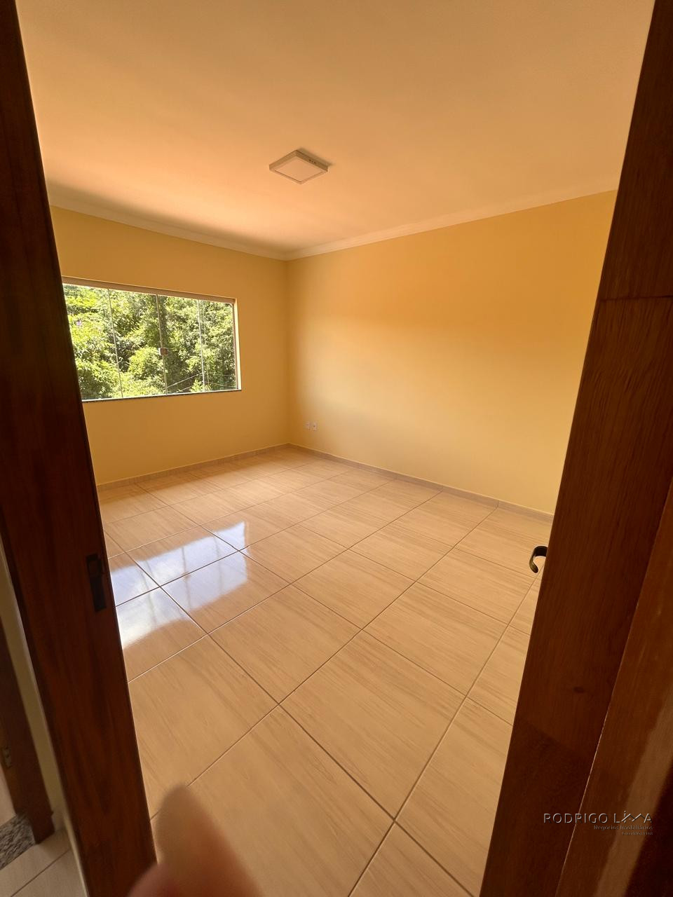 Linda casa para venda em São Lourenço - MG.