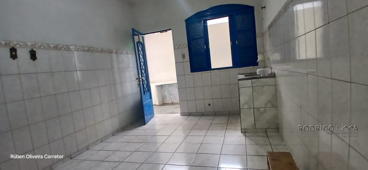 Linda casa para venda em São Lourenço - MG.