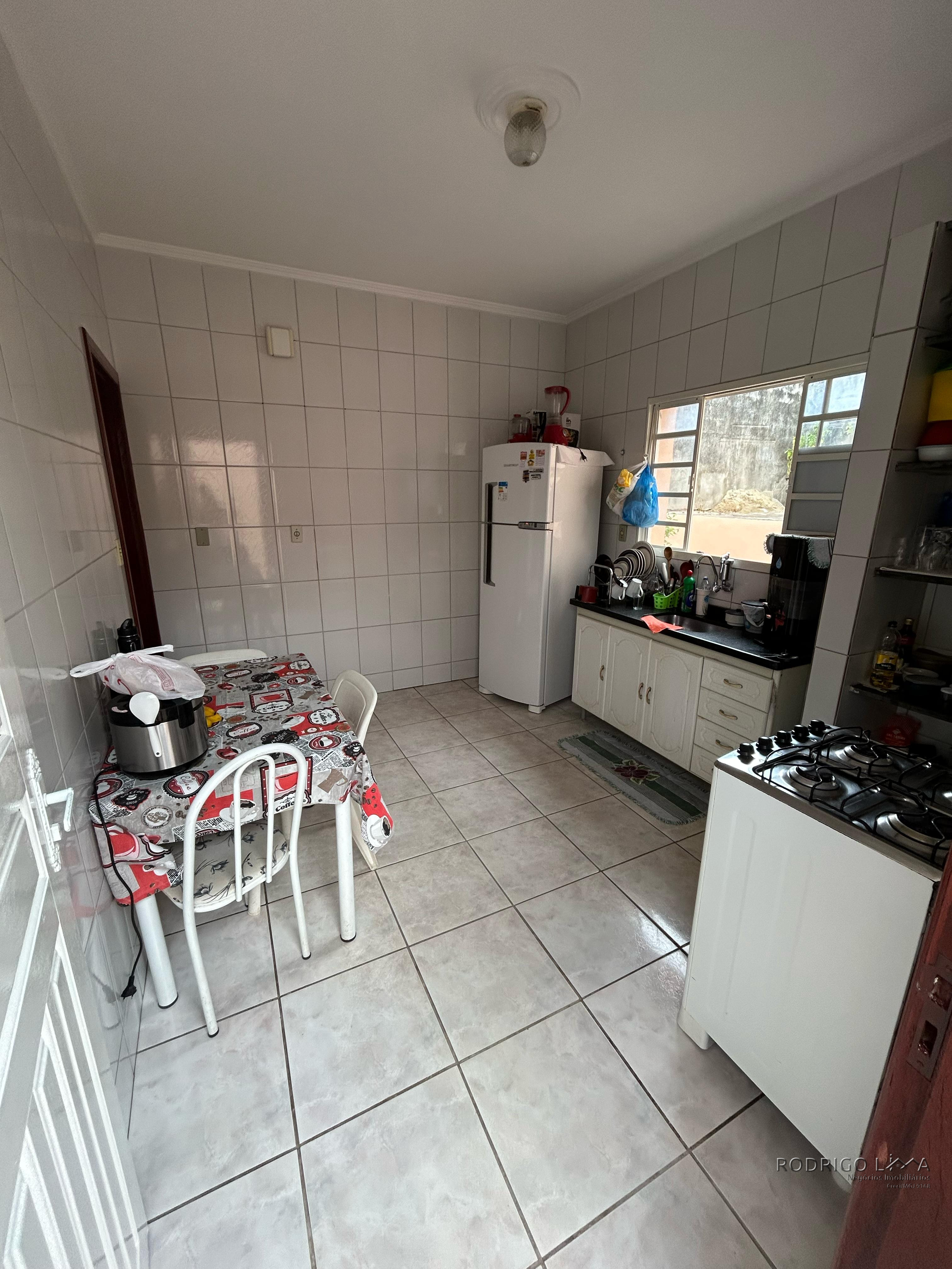 Linda casa para venda em São Lourenço - MG.