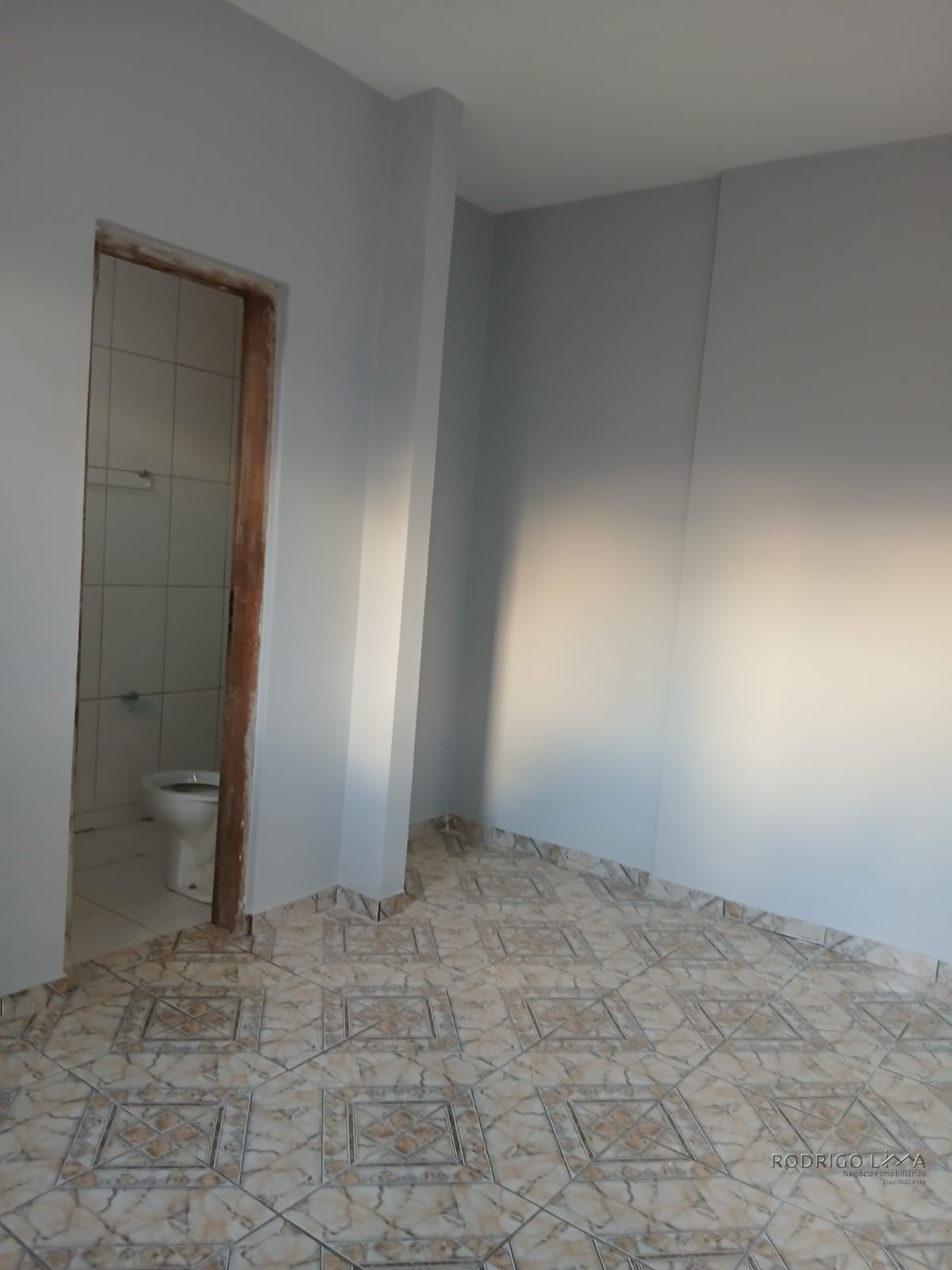 Linda casa para venda em São Lourenço - MG.