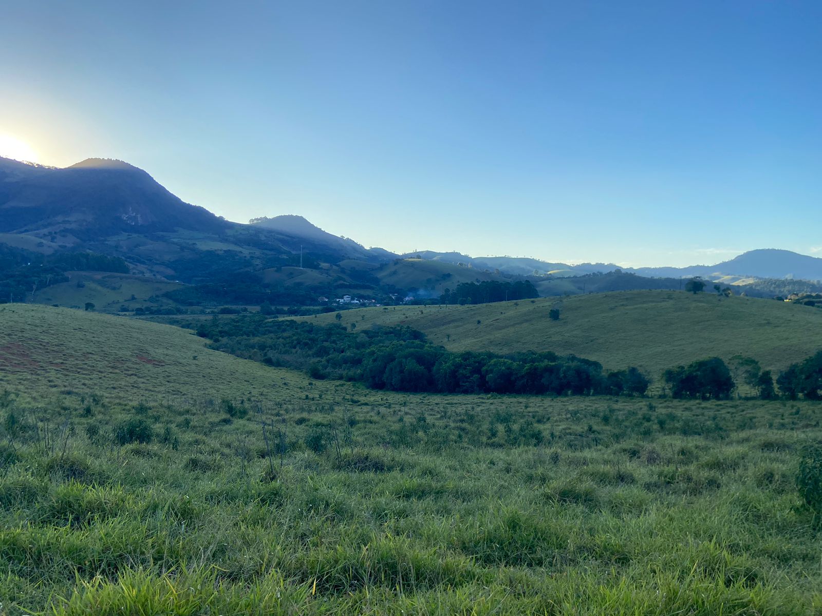 Linda área para venda em Dom Viçoso - MG.