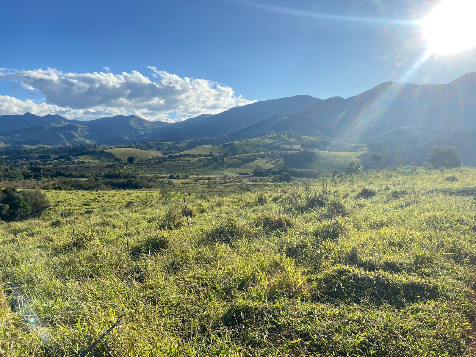 Linda área para venda em Dom Viçoso - MG.