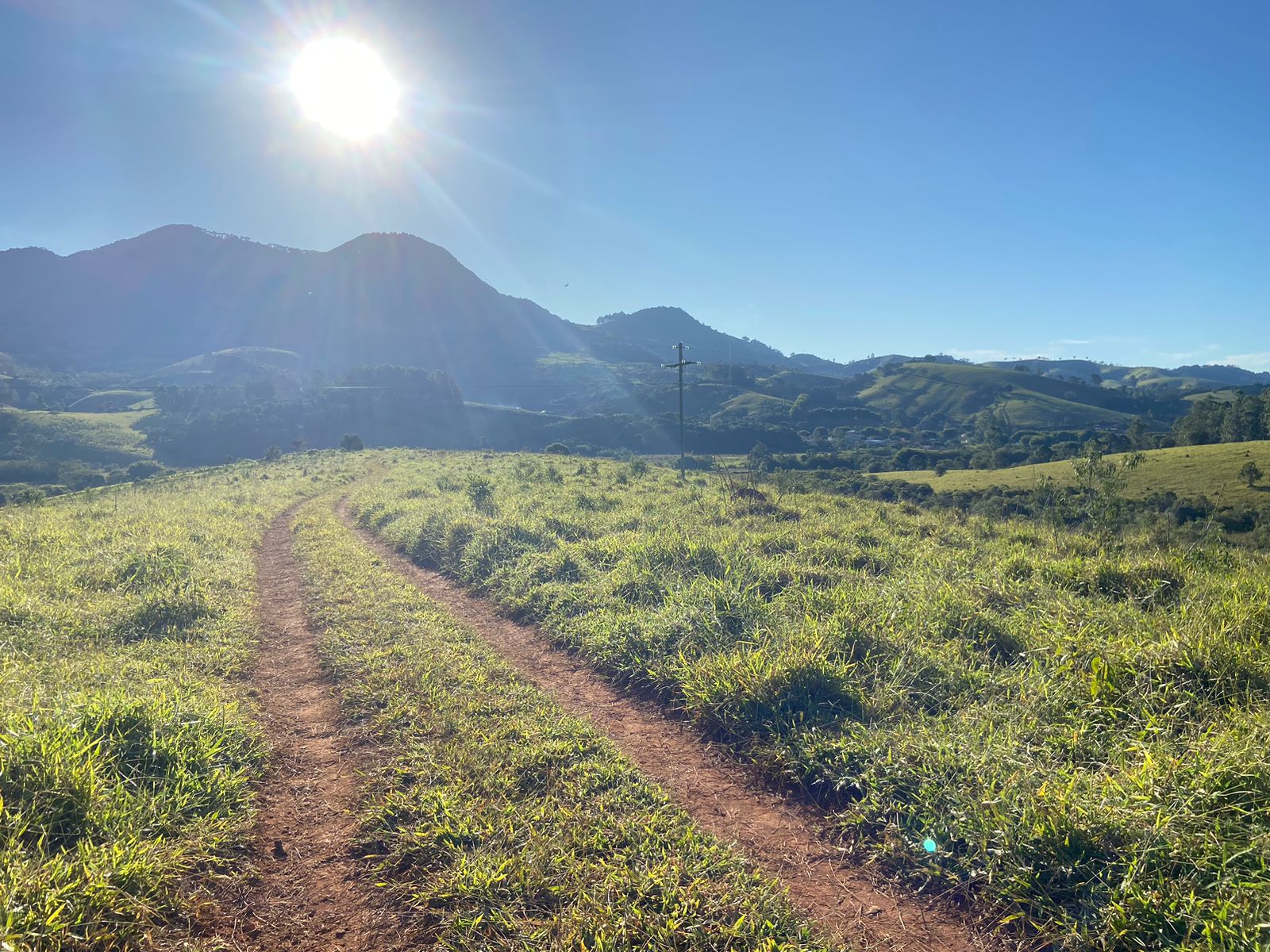 Linda área para venda em Dom Viçoso - MG.