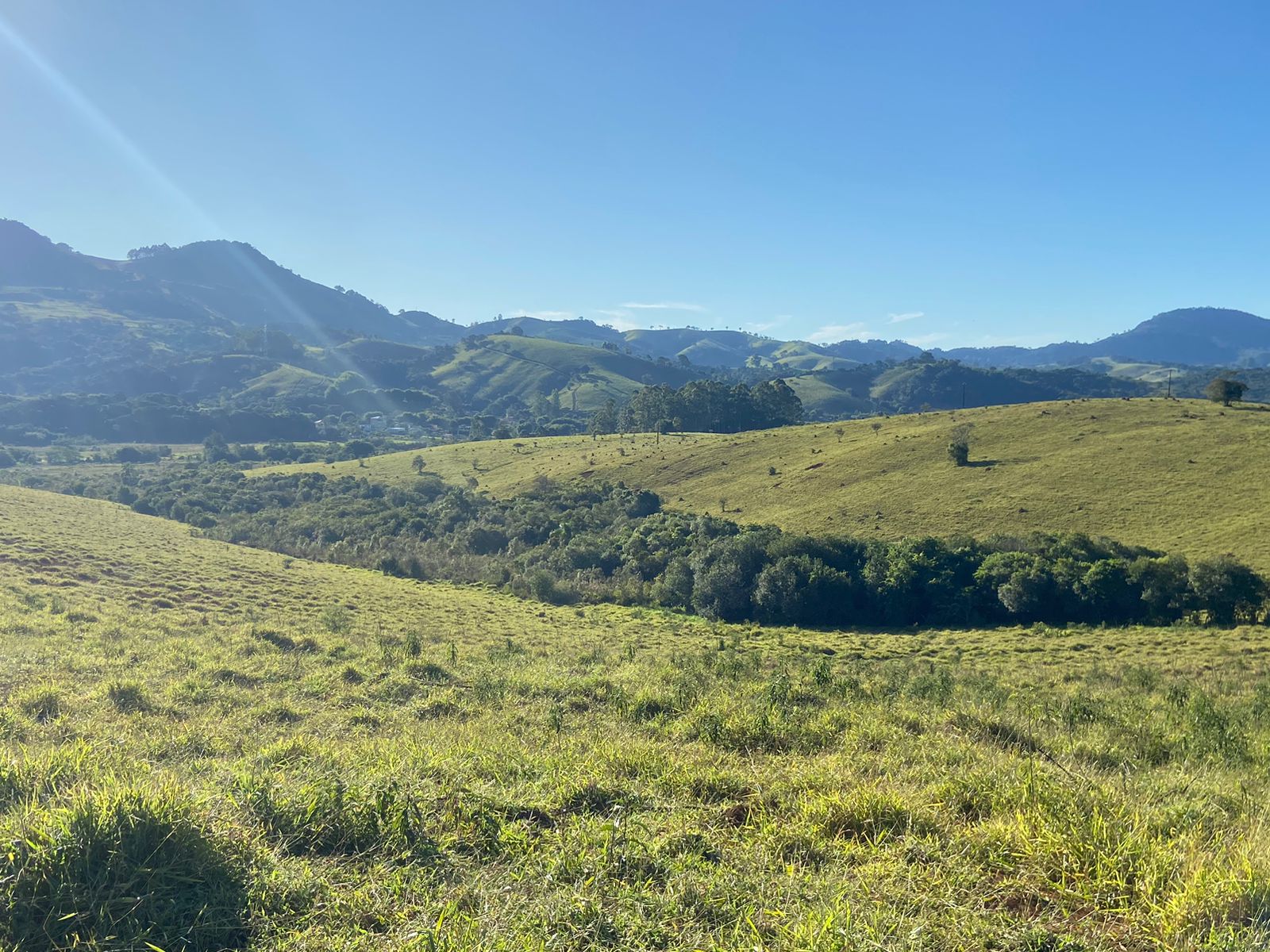 Linda área para venda em Dom Viçoso - MG.