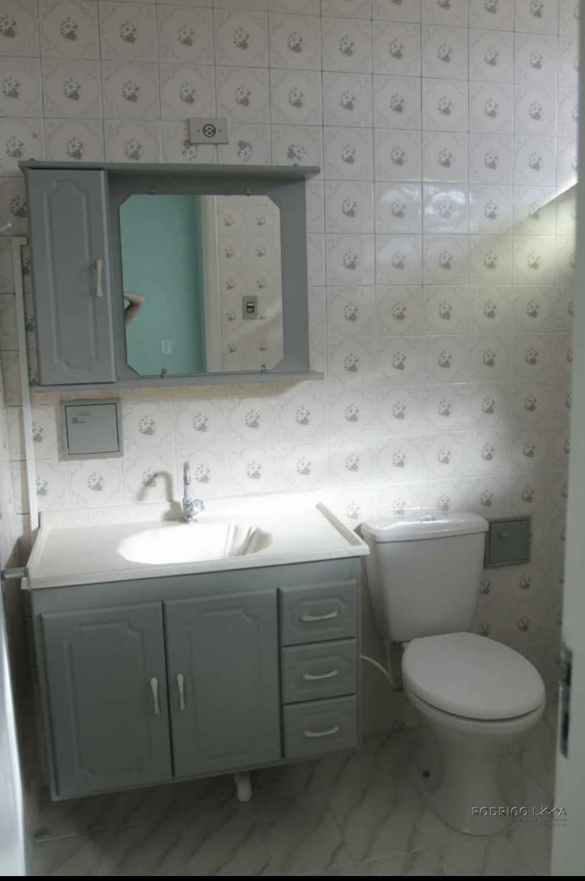 Linda casa para venda em São Lourenço - MG.