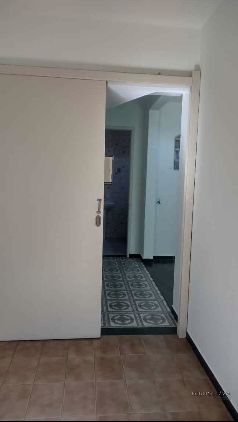 Linda casa para venda em São Lourenço - MG.