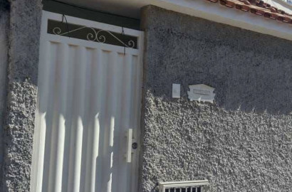 Linda casa para venda em São Lourenço - MG.