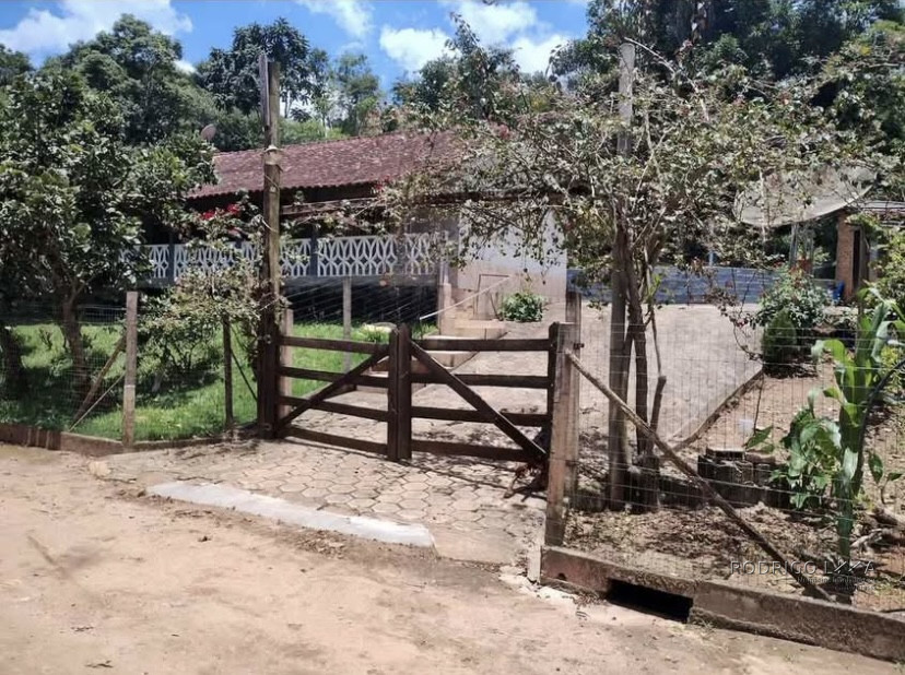 Linda chácara para venda próximo a São Lourenço - MG.
