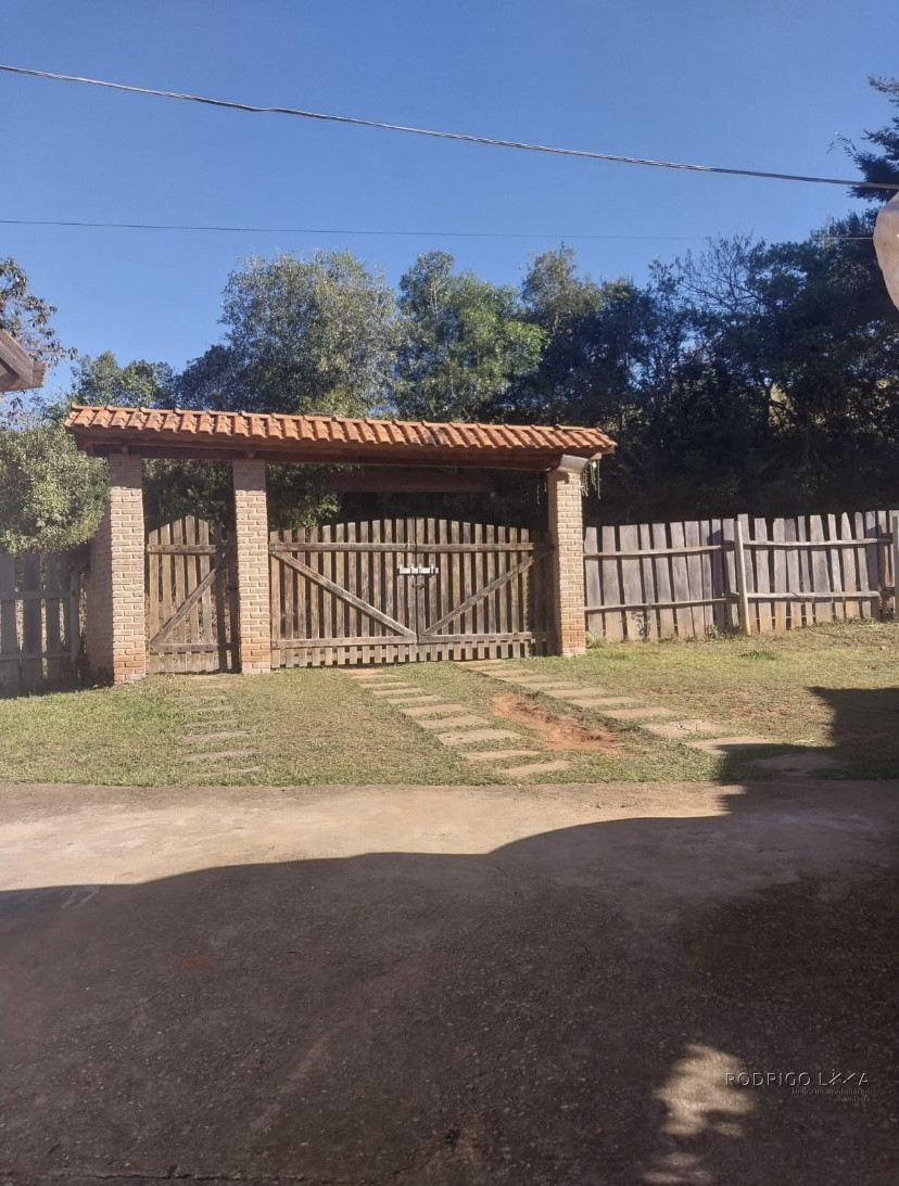 Linda chácara para venda próximo a São Lourenço - MG.