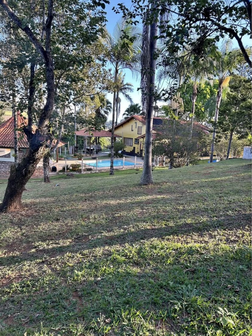 Lindo sítio para venda em Pouso Alegre - MG.