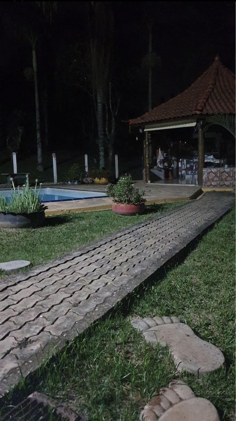 Lindo sítio para venda em Pouso Alegre - MG.