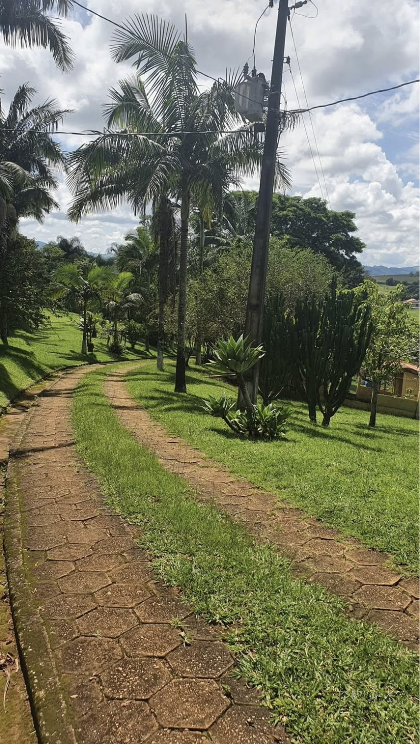 Lindo sítio para venda em Pouso Alegre - MG.