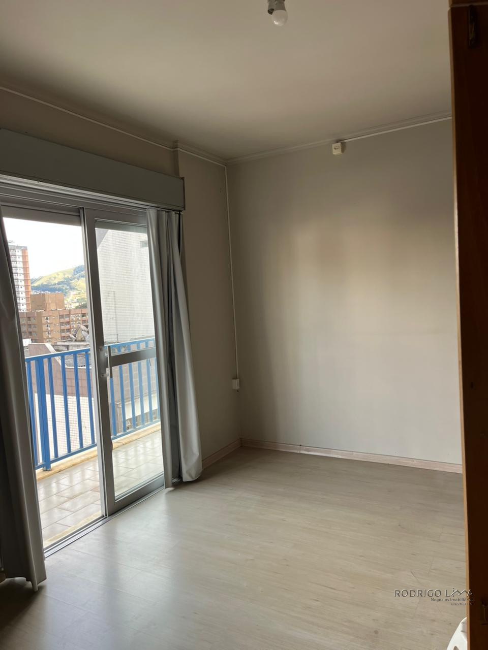 Lindo apartamento no Centro de São Lourenço - MG