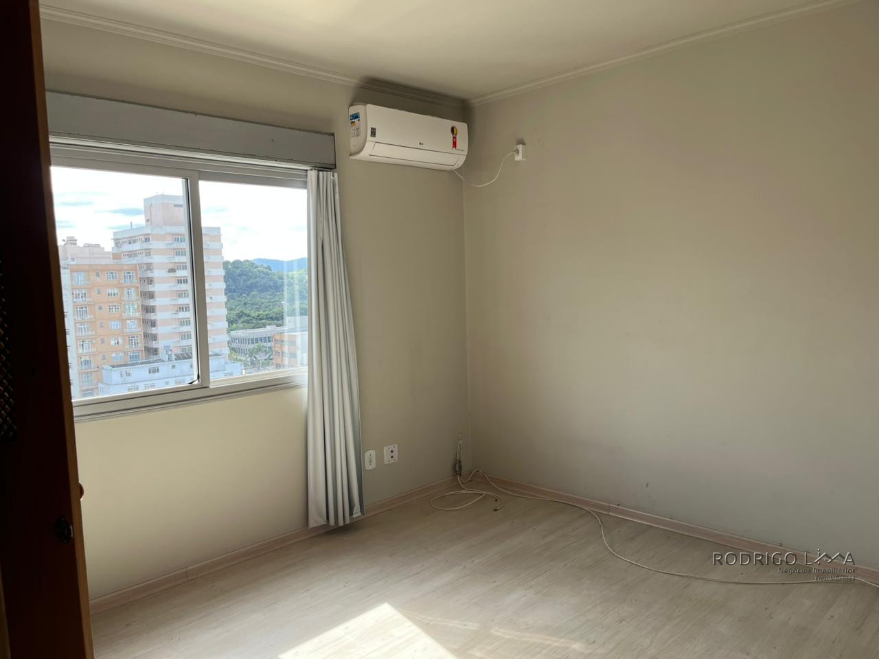 Lindo apartamento no Centro de São Lourenço - MG