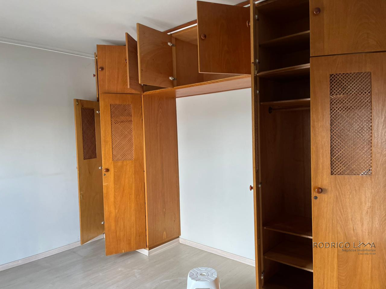 Lindo apartamento no Centro de São Lourenço - MG