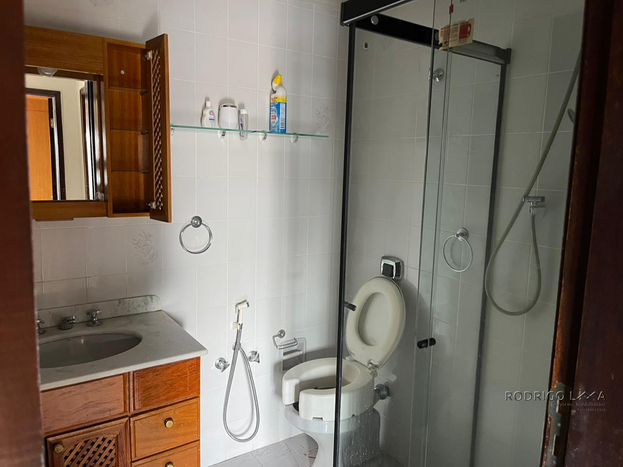 Lindo apartamento no Centro de São Lourenço - MG