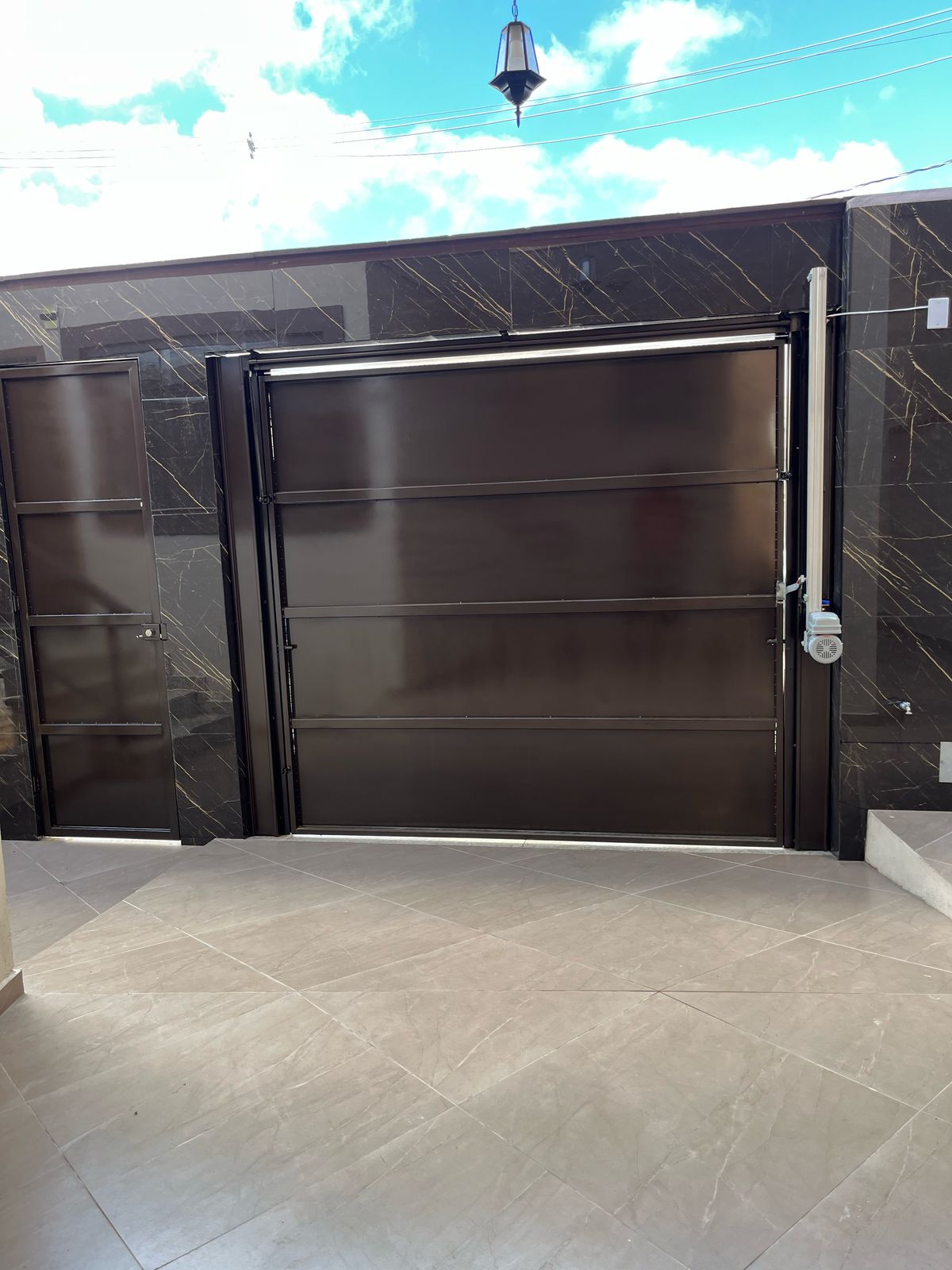 Lindo sobrado para venda em São Lourenço - MG.