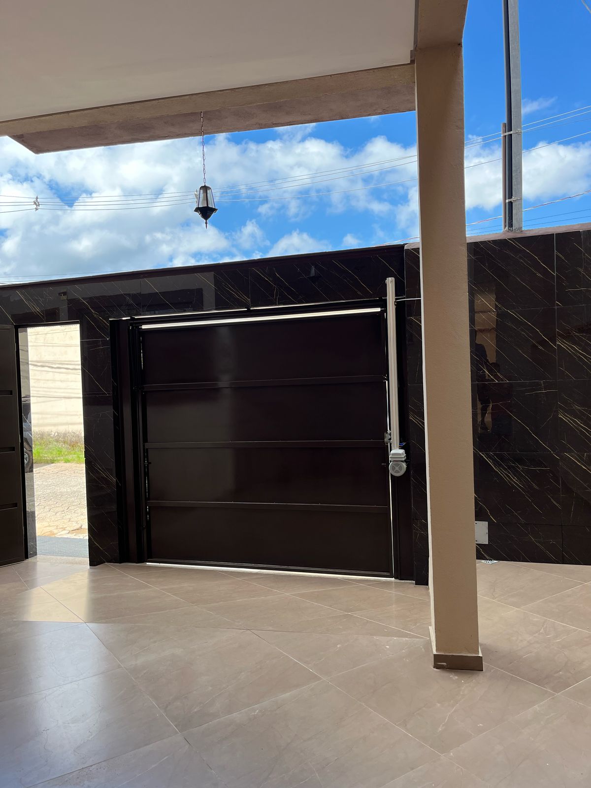 Lindo sobrado para venda em São Lourenço - MG.