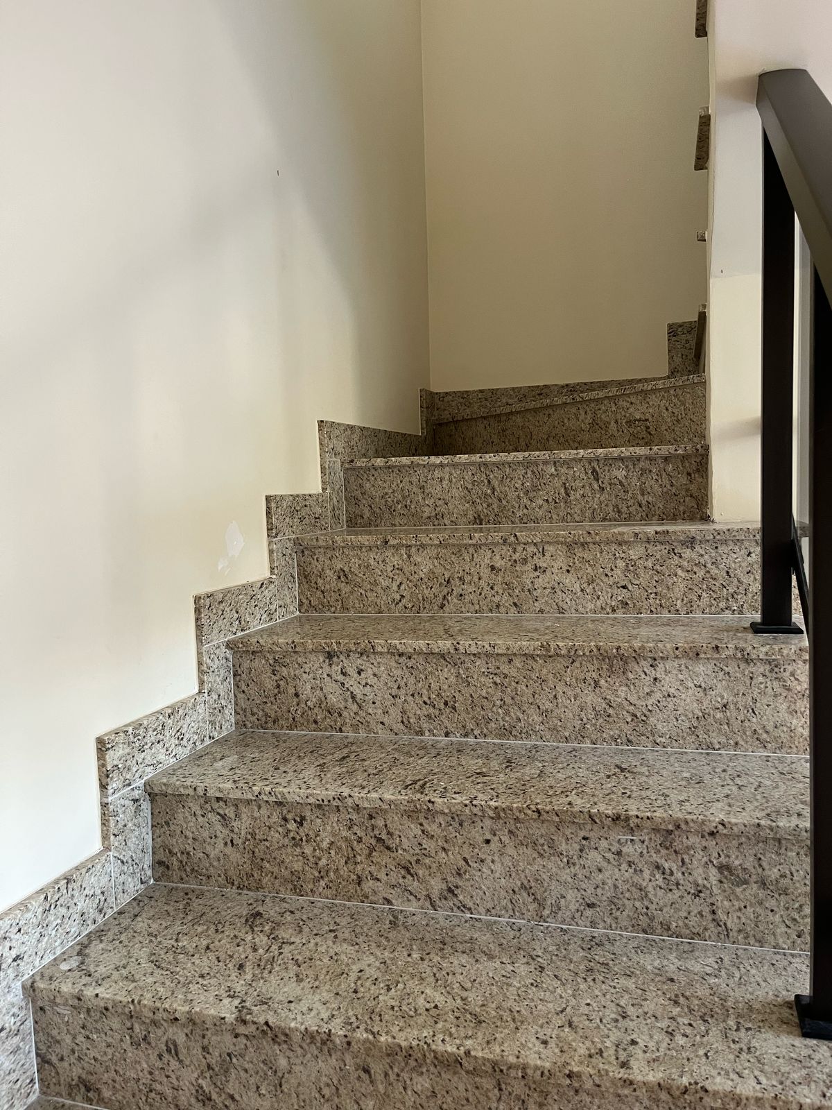 Lindo sobrado para venda em São Lourenço - MG.