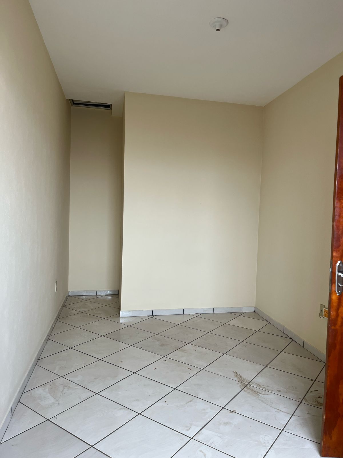 Apartamentos para venda em São Lourenço - MG.