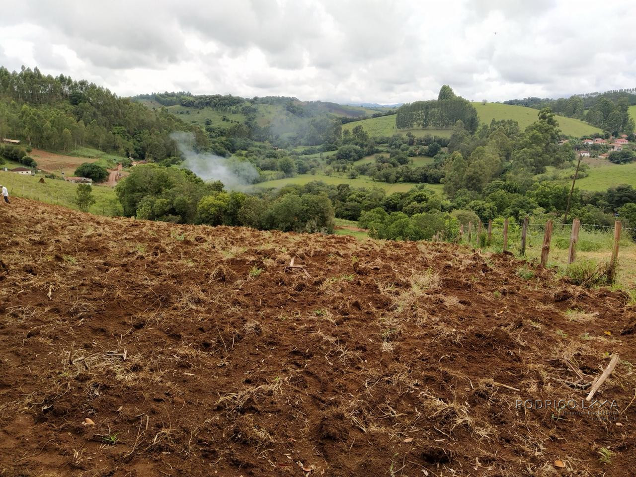 Linda chácara para venda próximo a São Lourenço - MG.