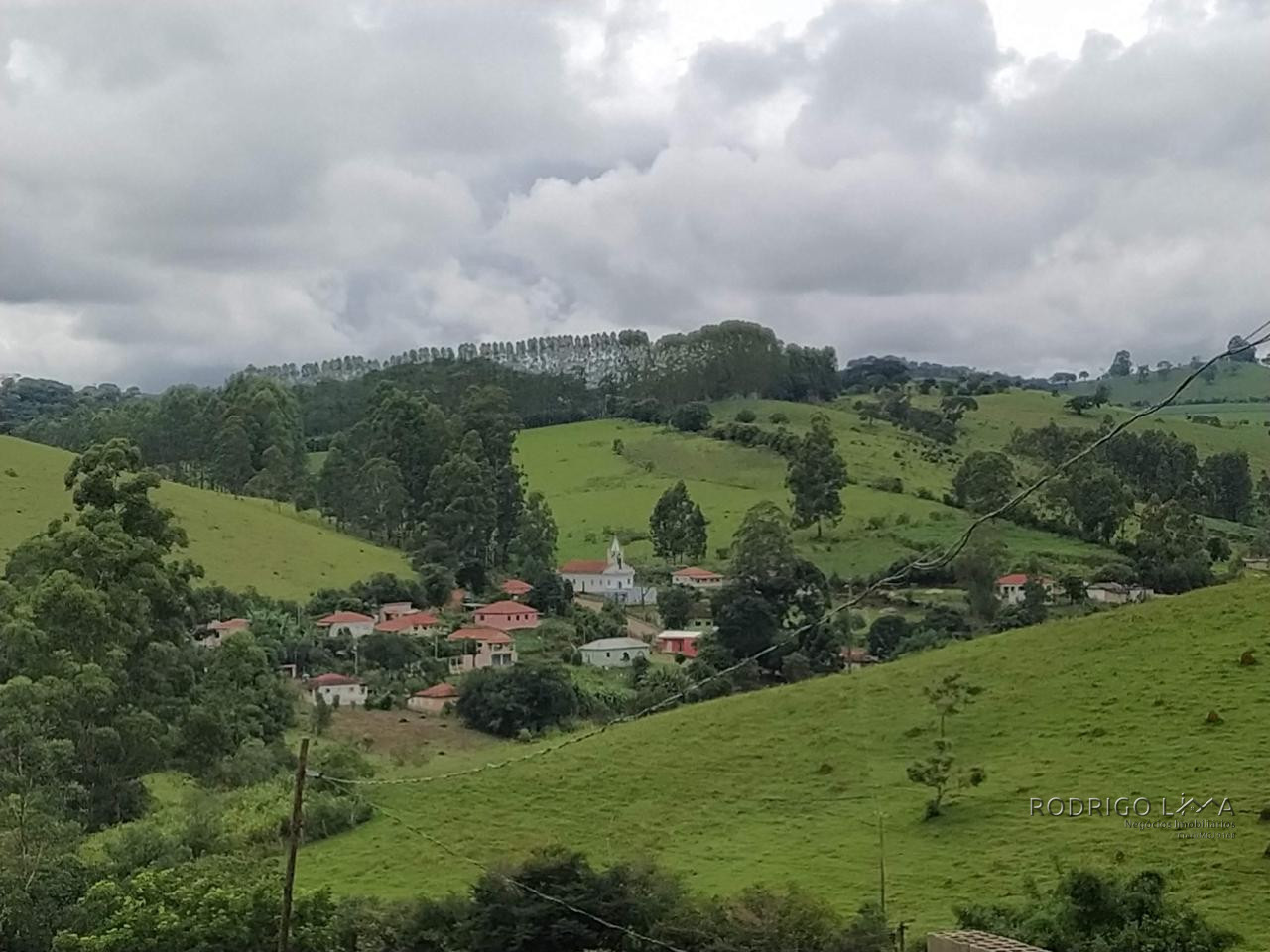 Linda chácara para venda próximo a São Lourenço - MG.