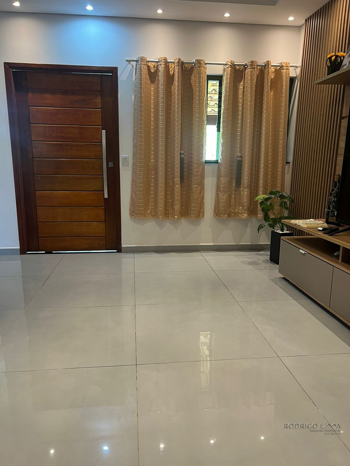 Linda chácara para venda á 20 minutos de São Lourenço - MG.